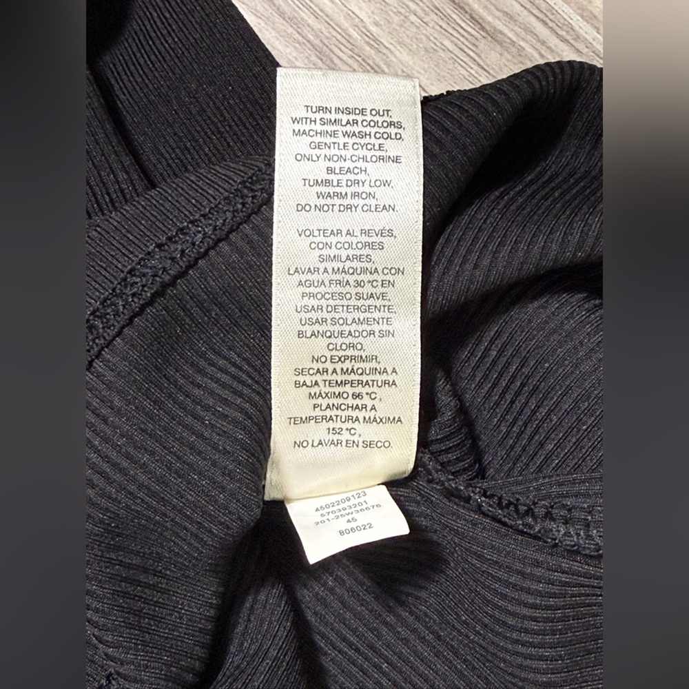 White House Black Market Black Button-Accent Tee - Picture 5 of 8